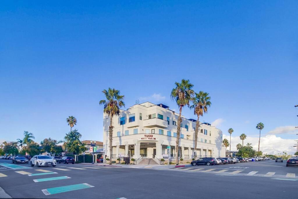 Park Blvd Paradise 303 King Bed With A Private Spa San Diego Bagian luar foto