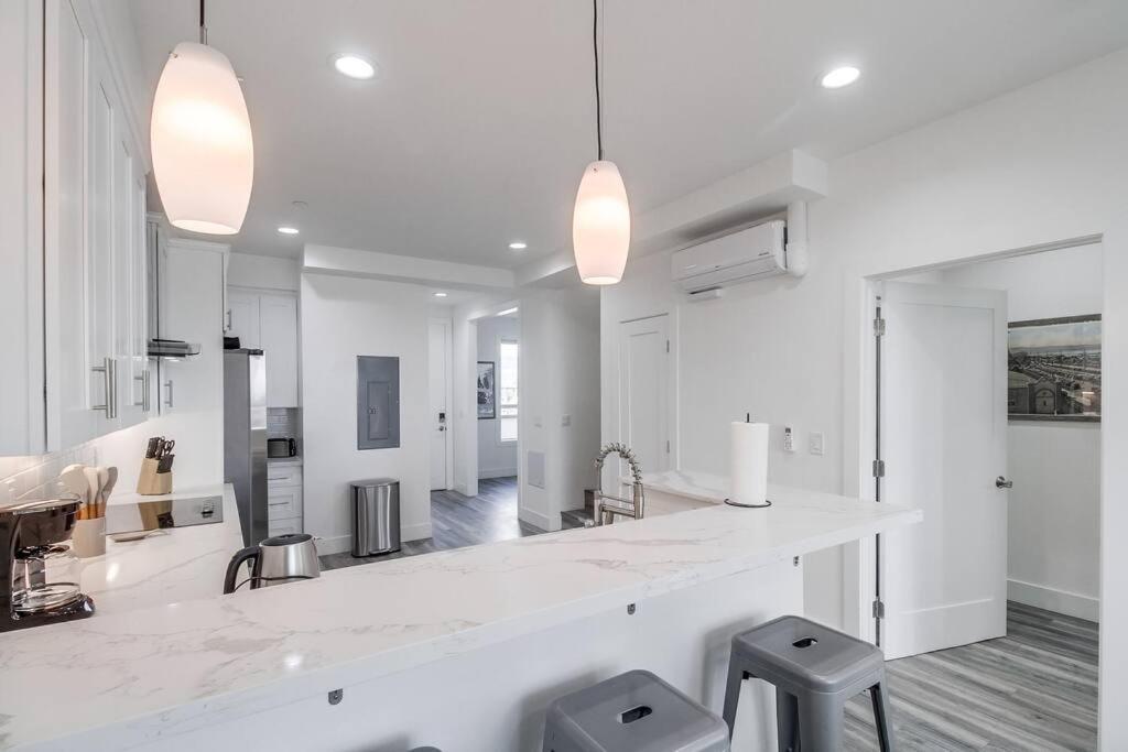 Park Blvd Paradise 303 King Bed With A Private Spa San Diego Bagian luar foto
