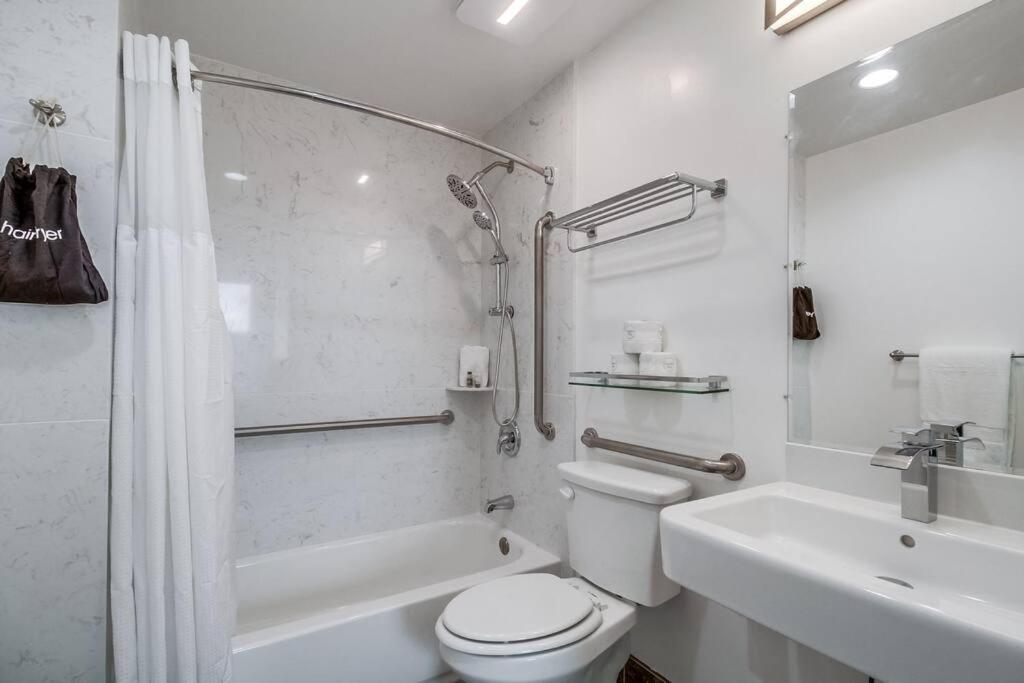 Park Blvd Paradise 303 King Bed With A Private Spa San Diego Bagian luar foto