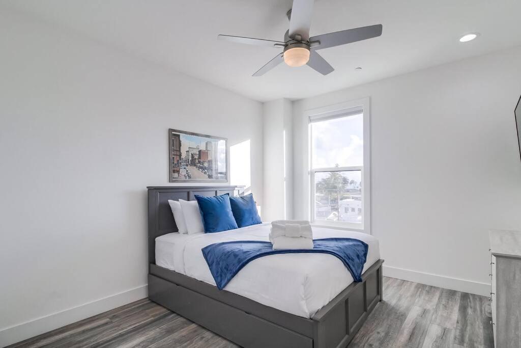 Park Blvd Paradise 303 King Bed With A Private Spa San Diego Bagian luar foto