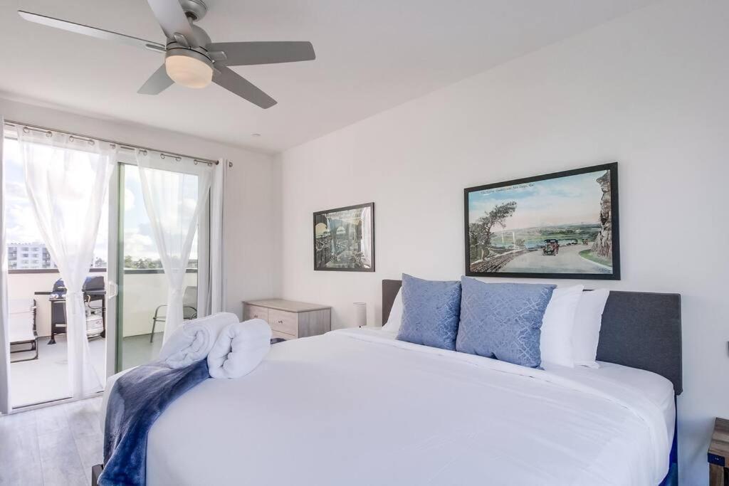 Park Blvd Paradise 303 King Bed With A Private Spa San Diego Bagian luar foto